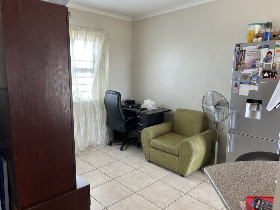 2 Bedroom Property for Sale in Stellendale Western Cape